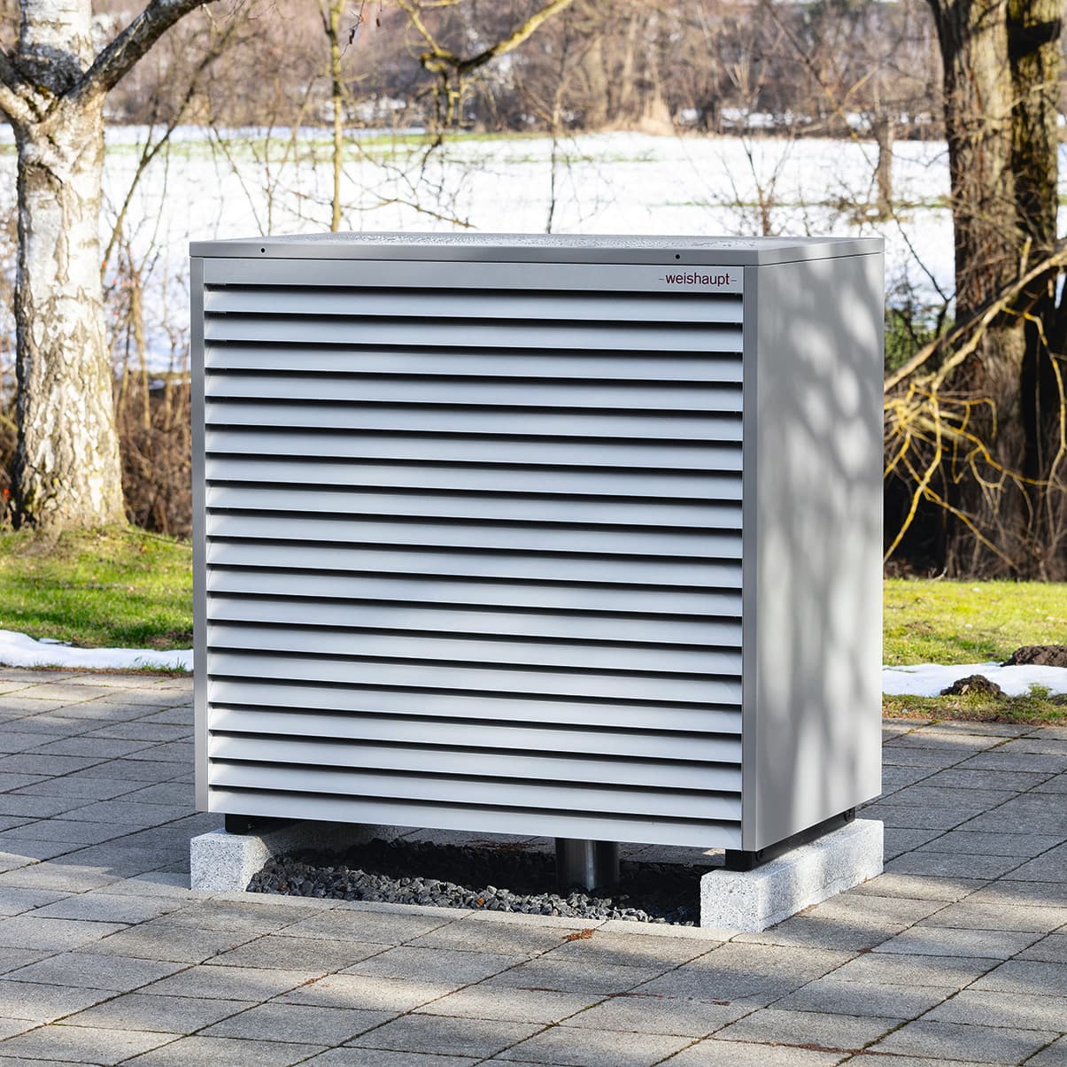Wärmepumpe Außeneinheit — Haustechnik Frey Langenau